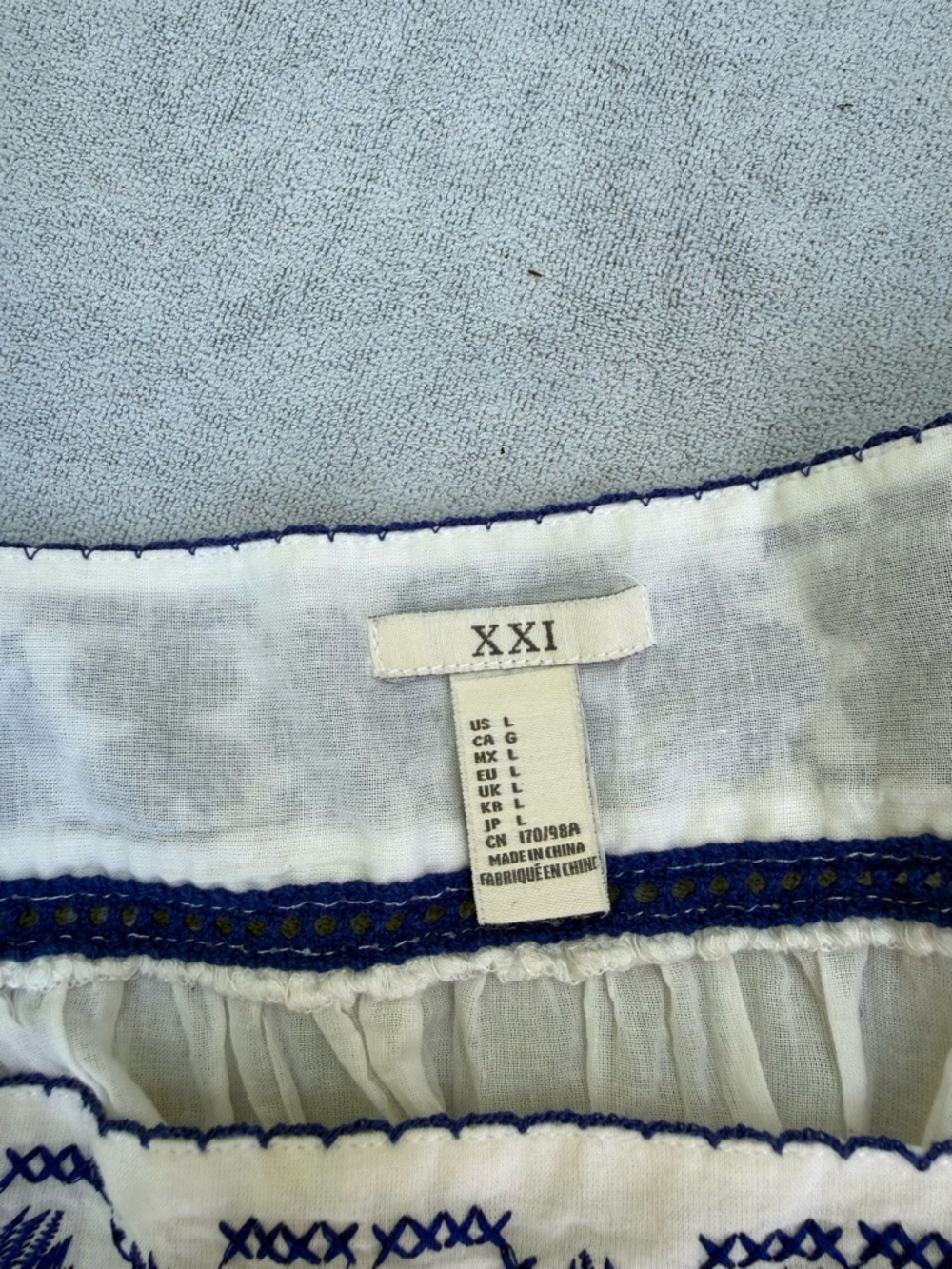 Forever 21 Embroidered Square Neck Puff Sleeve Top - Picture 6 of 7